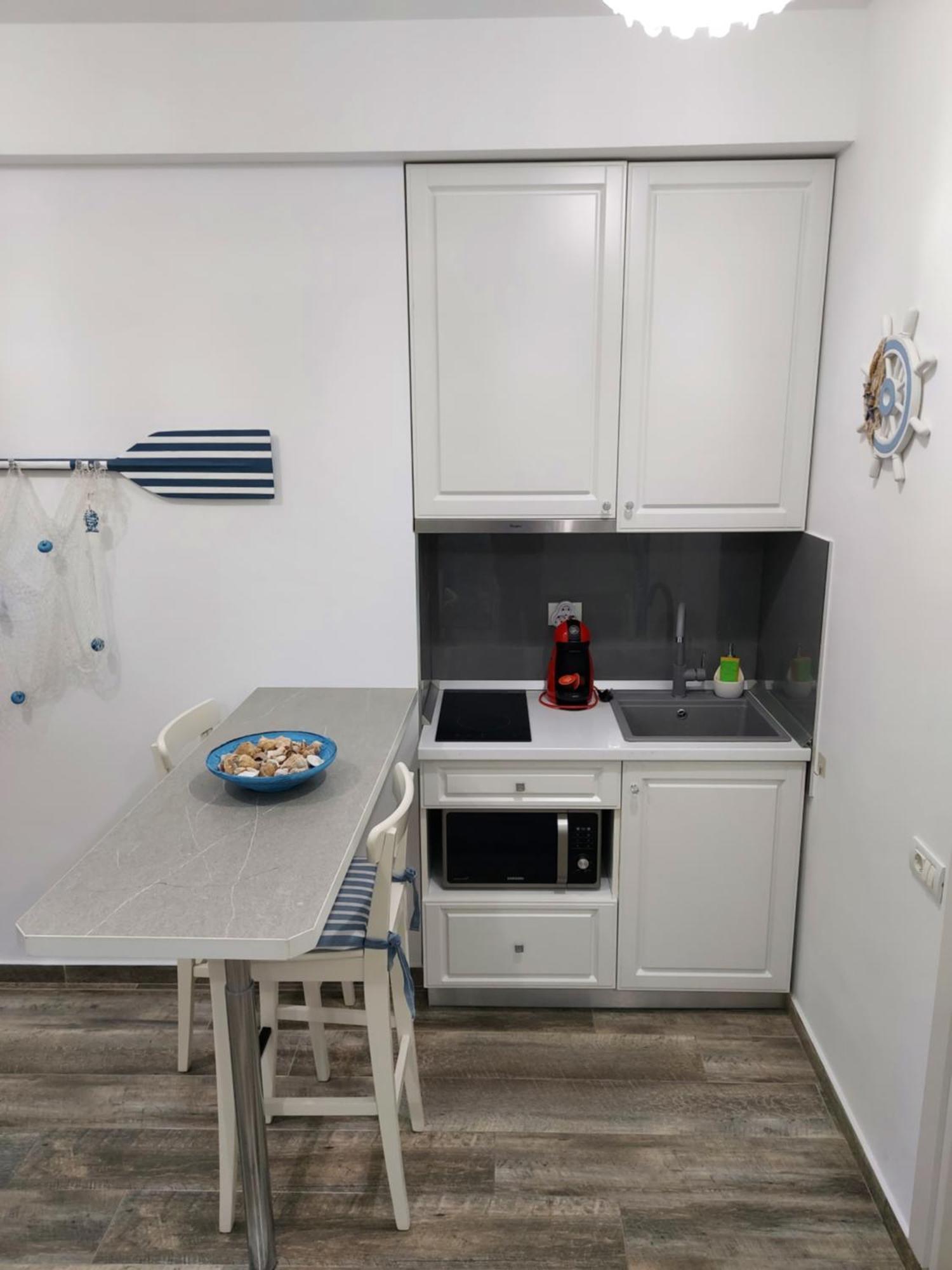 Bluemarina Apartamente Mamaia Rum bild