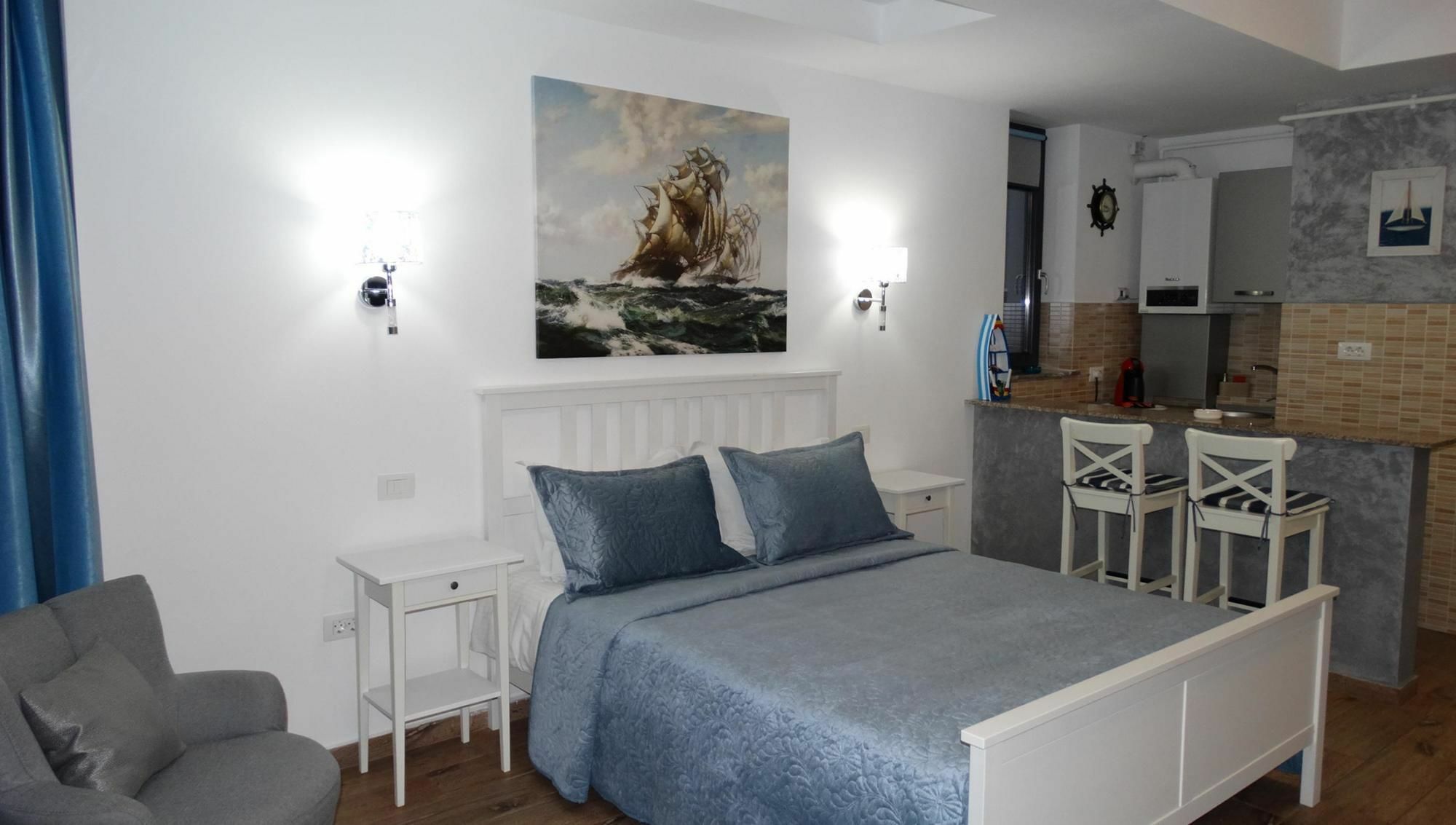 Bluemarina Apartamente Mamaia Exteriör bild