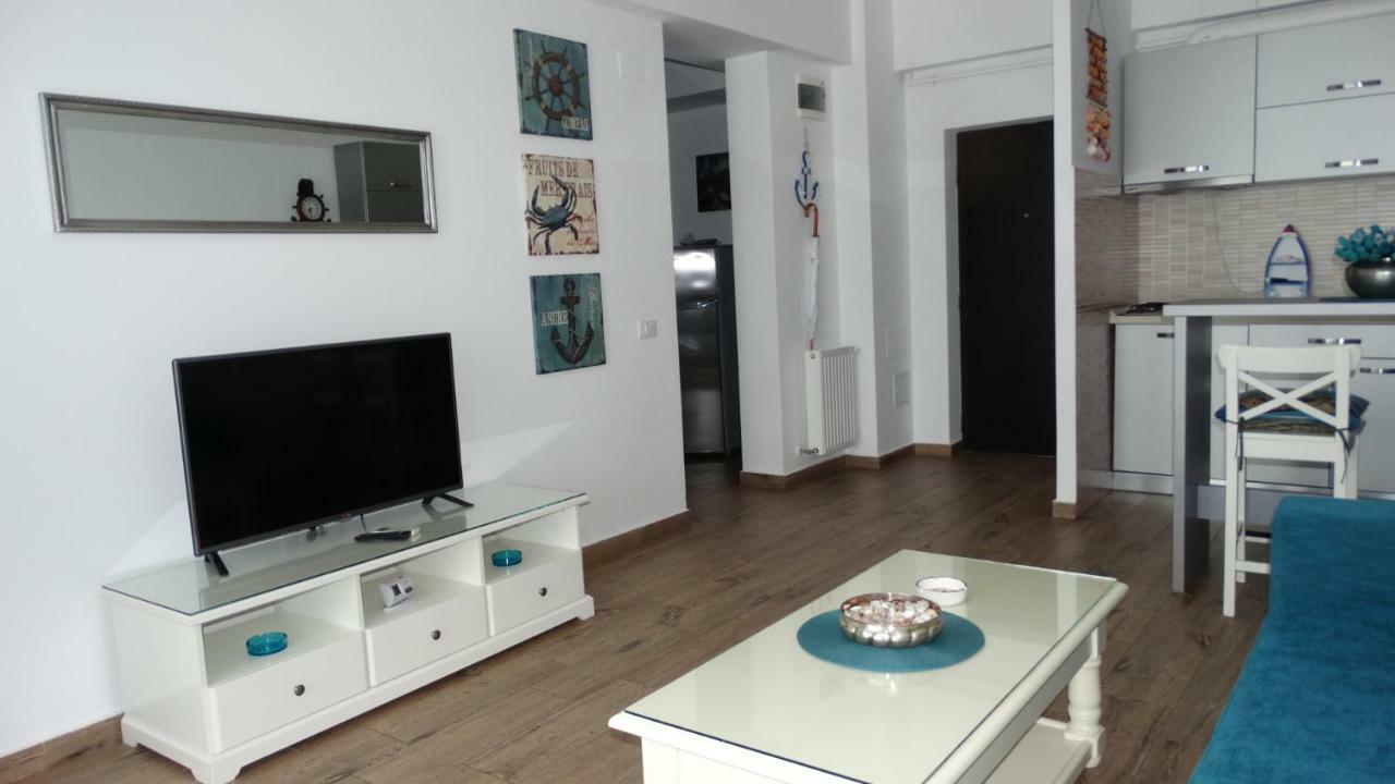 Bluemarina Apartamente Mamaia Exteriör bild
