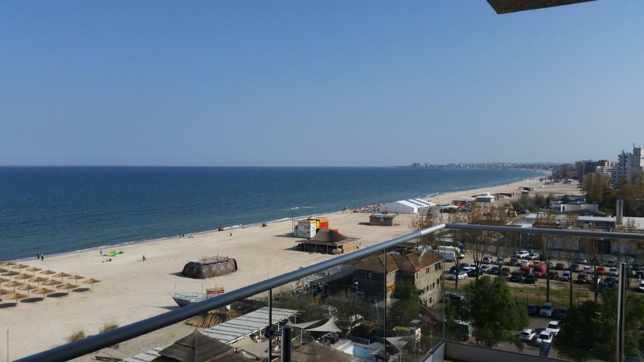 Bluemarina Apartamente Mamaia Exteriör bild